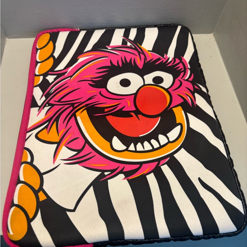 Animal Muppet rocker pink padded lap top tablet zip pouch protector-Zebra Print
